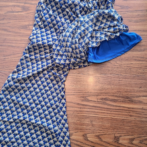 Elastic waste wide leg bohemian pants with built in shorts. - Picture 2 of 2